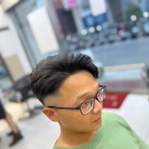 hair preview 60584ca1-f5b7-438e-a92f-b9b89d36047b